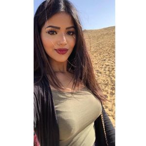 Meet your Posher, Barsha